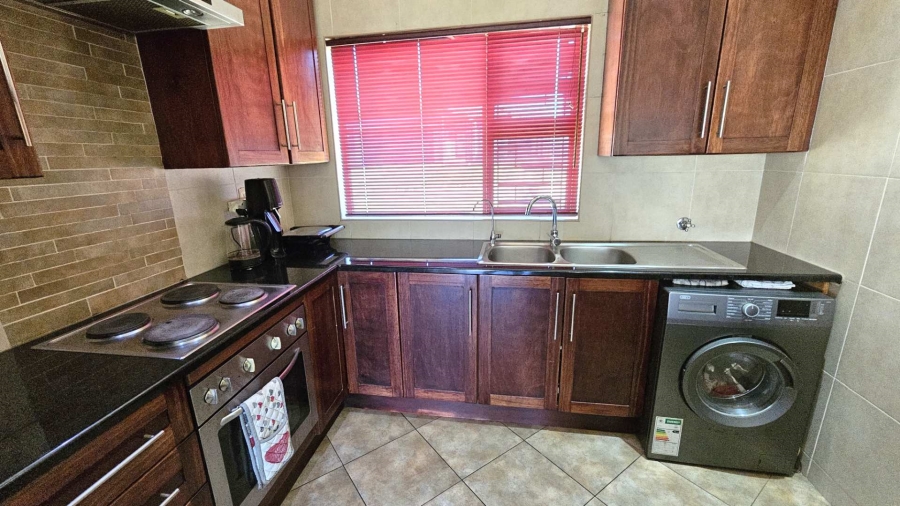 3 Bedroom Property for Sale in Melodie North West